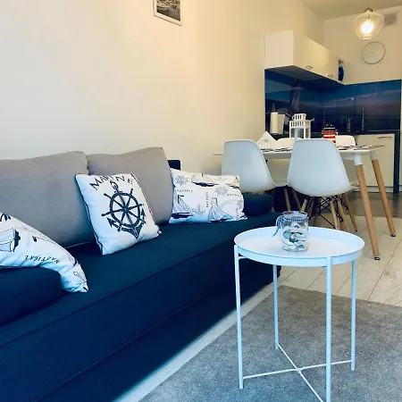 Apartament Kapitanski Колобжег